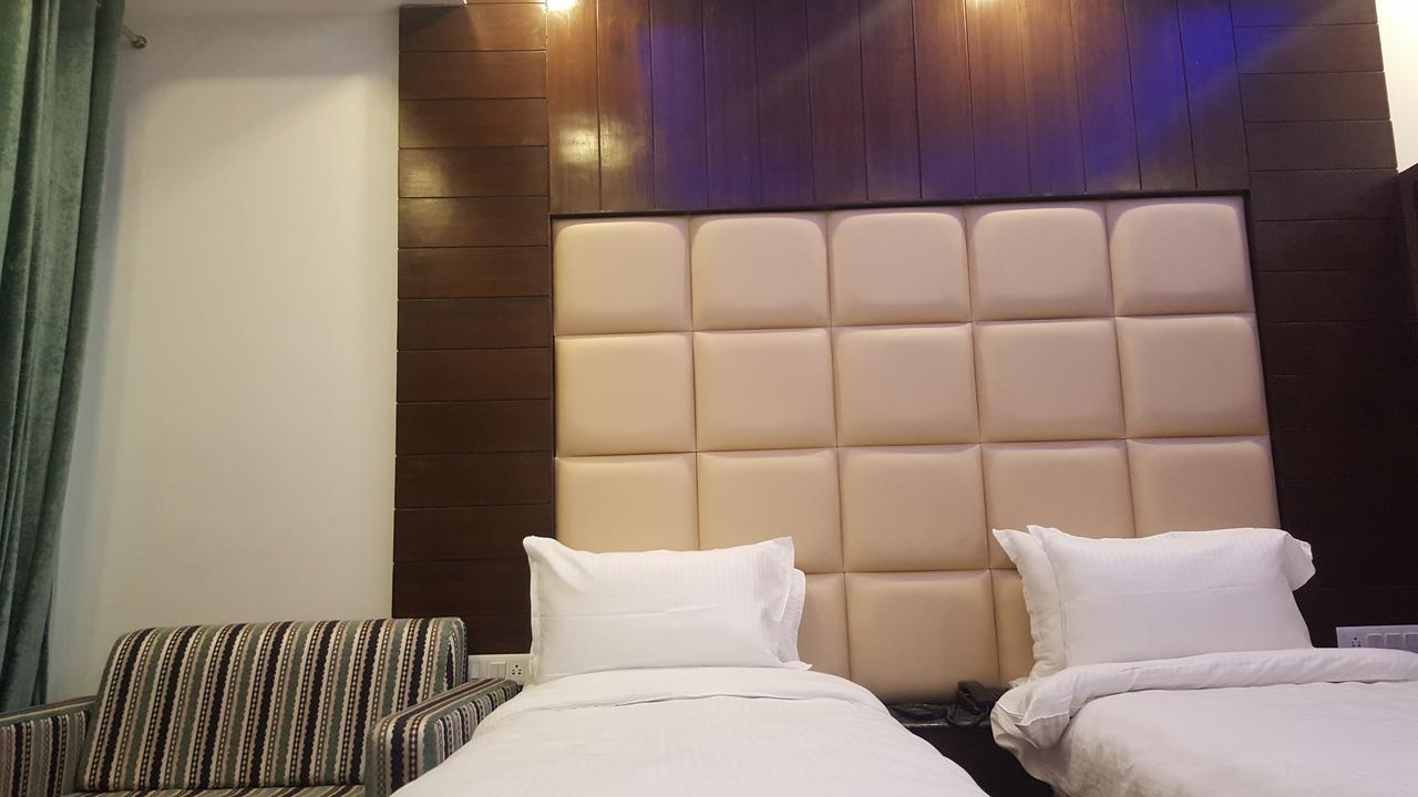 Kamakshi Residency By Royal Collection Hotel & Resorts Tapovan エクステリア 写真