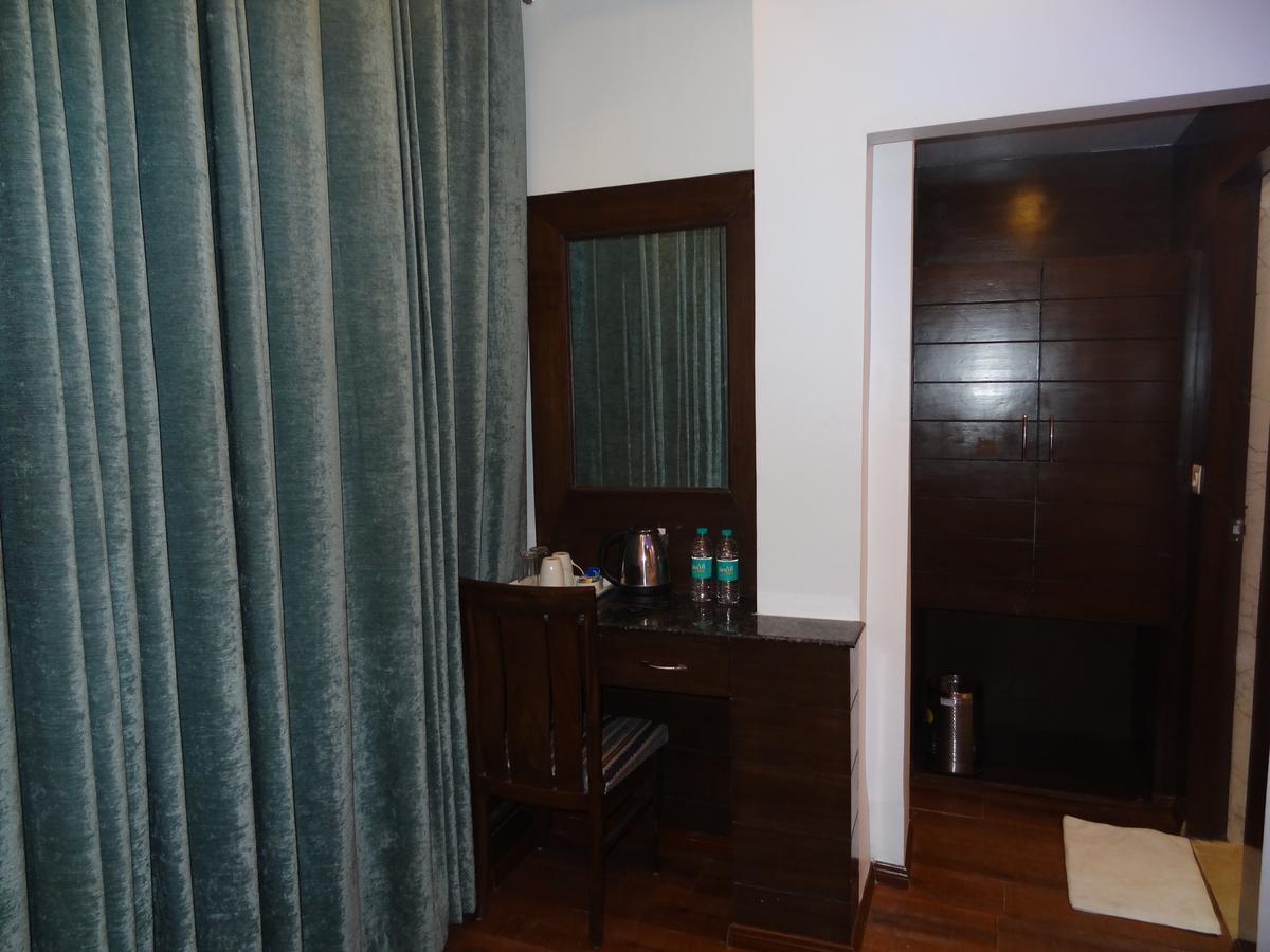 Kamakshi Residency By Royal Collection Hotel & Resorts Tapovan エクステリア 写真